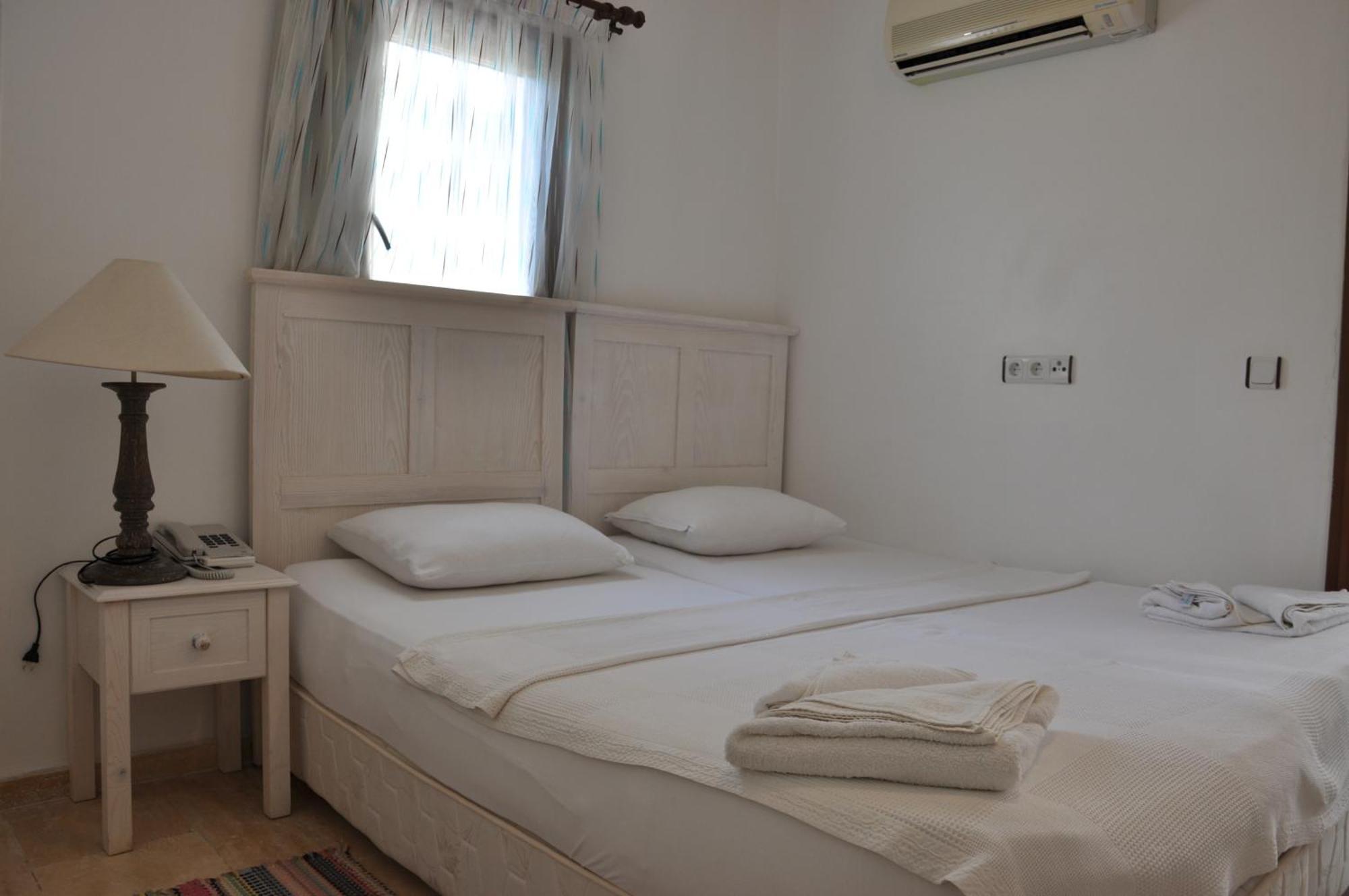 Caretta Hotel Kalkan Chambre photo