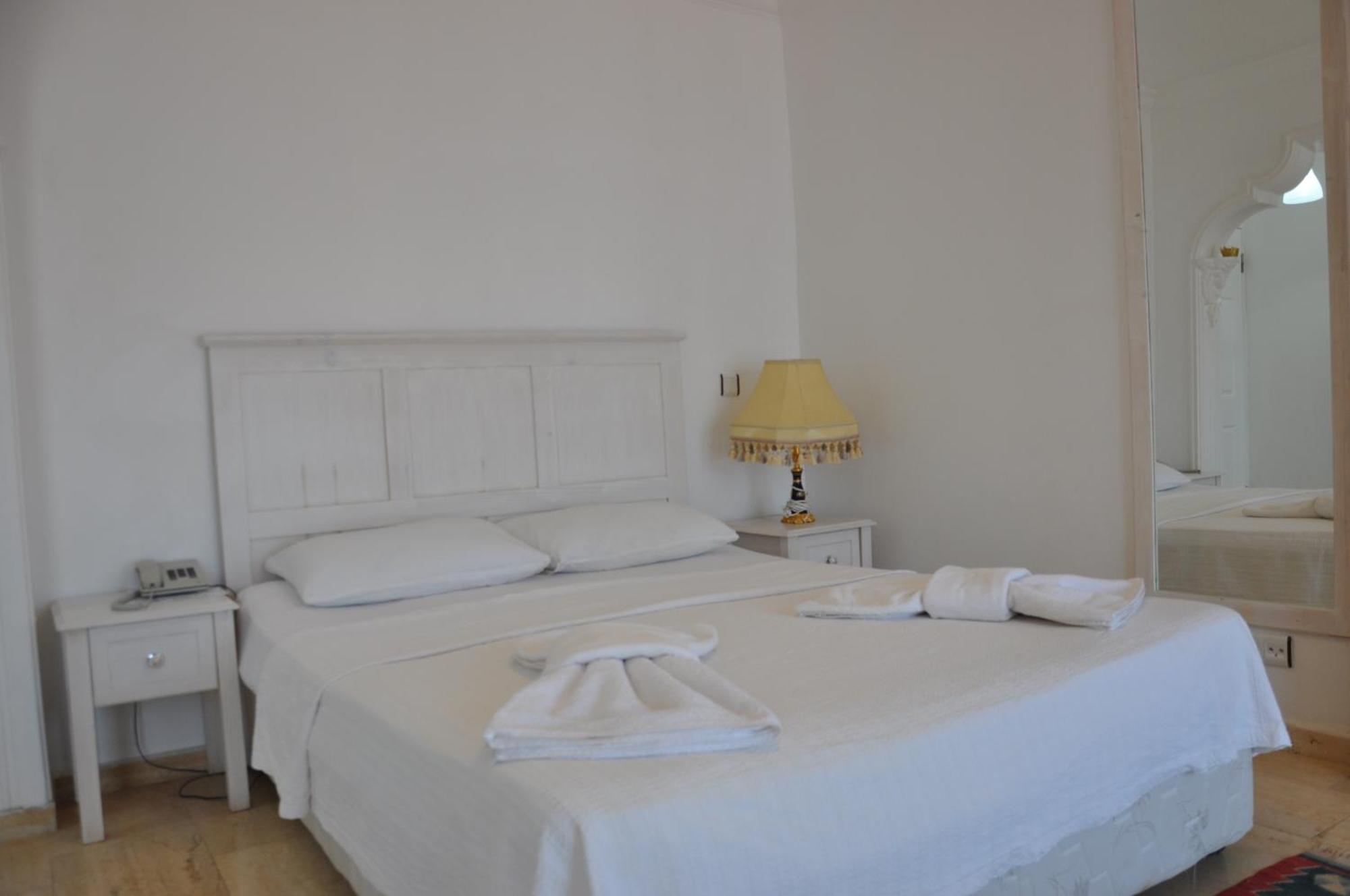 Caretta Hotel Kalkan Chambre photo